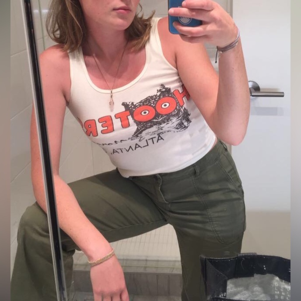 Vintage Hooters Cropped Tank